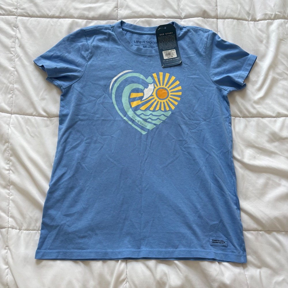 NWT Life is Good T Shirt Tee Womens Medium Blue 100% Cotton Wave Sun Heart Beach - Picture 1 of 7